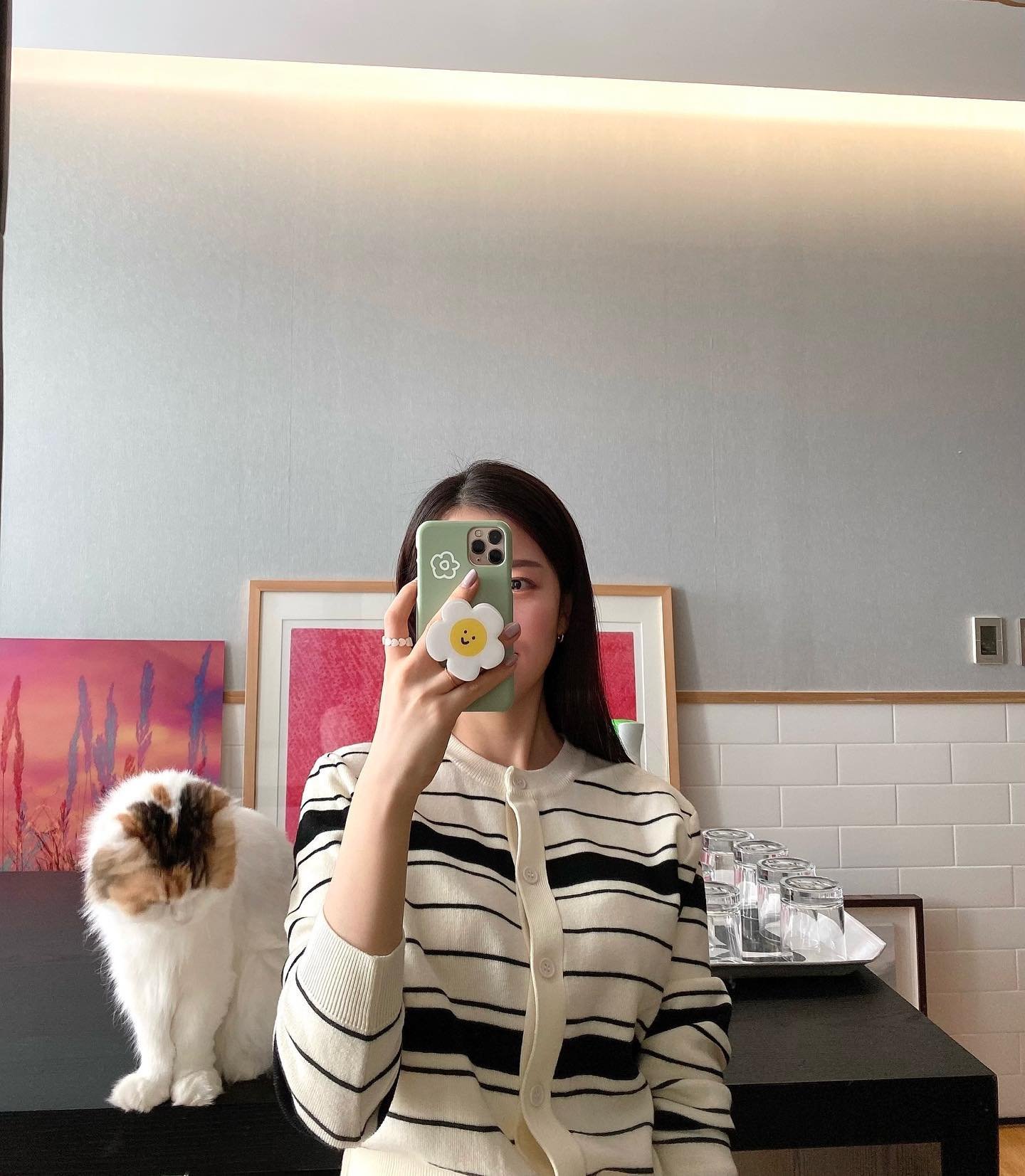 Noseys168037's profile picture. 