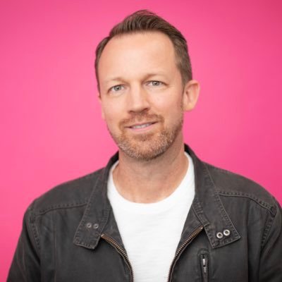 I use decades of technical experience and a uniquely creative approach to envision, design and deliver scalable solutions in software engineering.