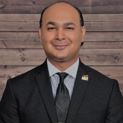 KevinFarfanLLC's profile picture. 🏡 'I Sell Lifestyles!' | Making Tampa Bay dreams come true 🌴 | Your local real estate maestro 🏠 | Affiliated with Coldwell Banker |