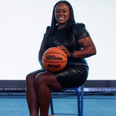 Big Zo’s Mom 🎀 Shorter University Head Women’s Basketball Coach @Shorter_WBB | 2020 WBCA Thirty Under 30| My HBCU Alabama State |Spring Hill College