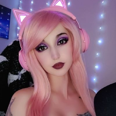 pixelishious Profile Picture