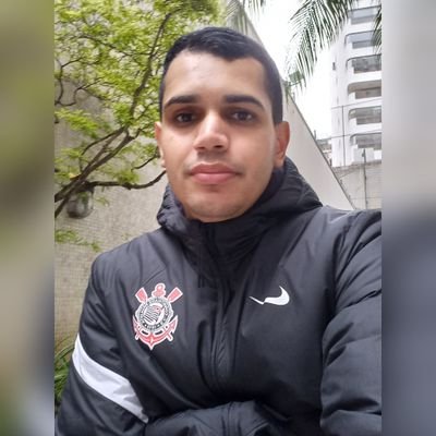 Corinthians fazendo os invejosos trocarem de time uma vez por semana, desde 1910.