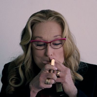 sritahxlena's profile picture. 24 - she/her // take your broken heart, make it into art // ravenclaw