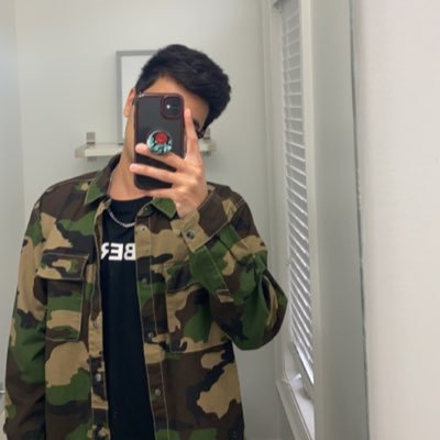 WizzyTail's profile picture. https://t.co/5v9lwx8YQN |🌹| 23 || he/him