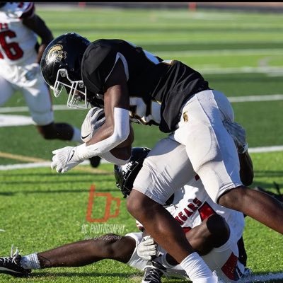 Carrollton HS •6’0’’ •195lbs •ATH•3.7 GPA•Multi Sport ATH•🏈🏀🏃🏿‍♂️