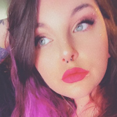 streamer | blm | hex:parenthood | shit-poster | 🇵🇸