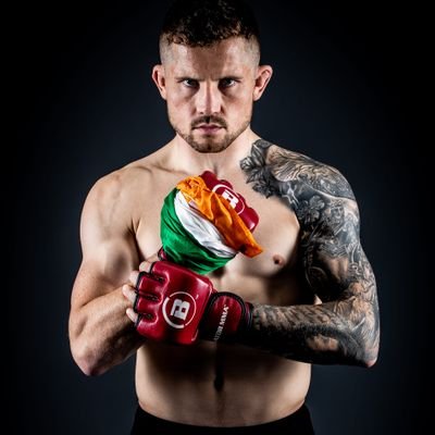 The Pikeman. For Family & Flag 🖤 Irish Mixed Martial Artist signed with @BellatorMMA 🇮🇪 Fighting out of @sbgireland 🦍