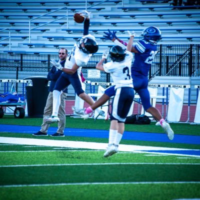 God first 🙏H/5’9 W/160lbs uncommitted c/o 26’ || St. Dominic High School || GPA 3.875 || 1st team All Academic, Hudl Highlights ➡️https://t.co/mGGELlElKP
