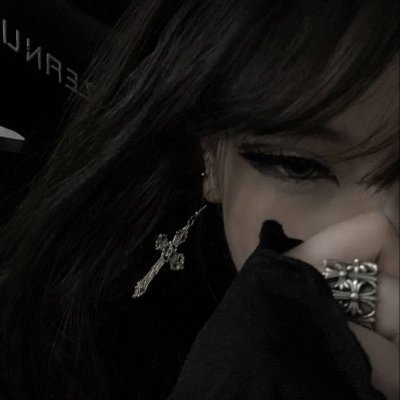MvpsJay's profile picture. Jay/Jada                 
   minor  ﹐   she/her ﹐  aesthetic 
        roblox : mvps_Jay  ﹐ discord: sirensva