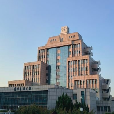 uid1424162's profile picture. 西安