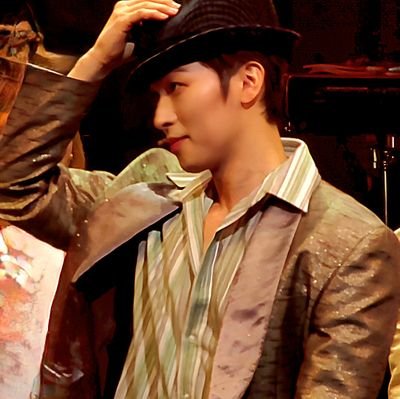 본진 박강현, 미라클라스 / 조이시티에 사는 기적 / 비계인용❌️ / 팬텀싱어 홍익♡ / 혼잣말 많이해요 / FUB FREE  / 8n년생
후기계정은 에그머니캉(@egg_money_kang)