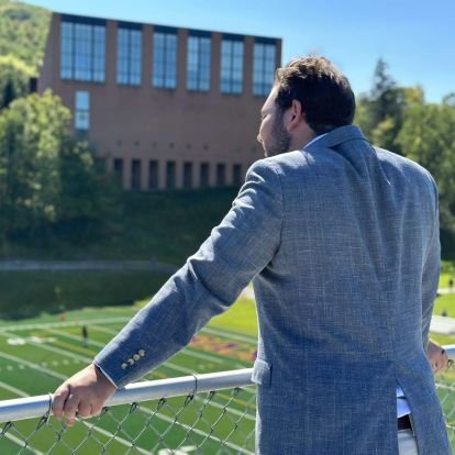 Fox Sports Intern w/ @SpeakonFS1 | Ithaca College Sports Media '25 | Sideline Reporter, @BombersRadioNet |
Co-Host @HQI_Sports, @WeeklyPitch |
he/him |