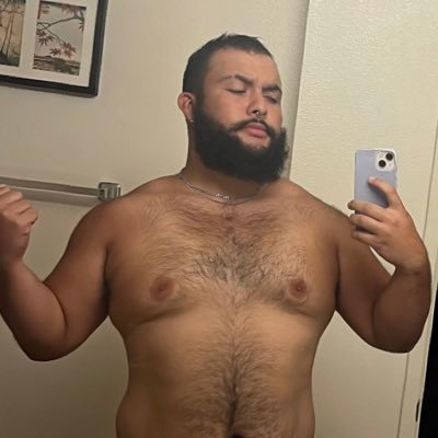 GAYMER BEAR Exotic Dancer (22) - DEPRESSED, WELL DRESSED AND SERVIN THE SEGGS 😛 taken by @El_thicktigre_2