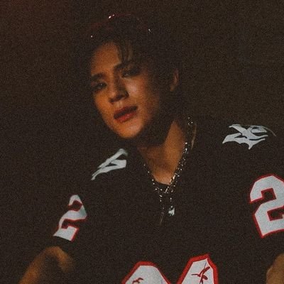 jehielangks's profile picture. 