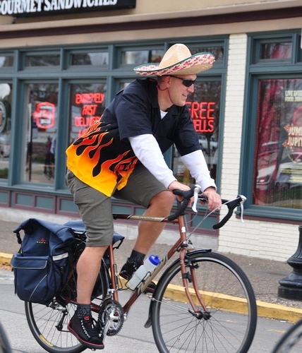 Cyclist in St. Louis. Tied w Lance Armstrong for Tour de France wins.