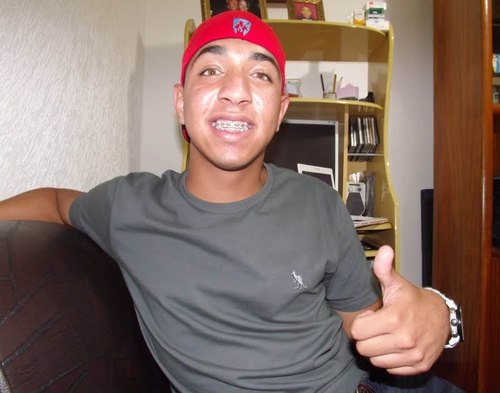 Se tú se acha o Poderoso, então Cai Pá Dentro ! $__$