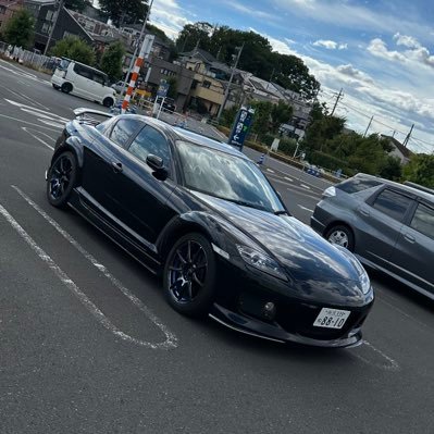 平成18年式 タイプS サンドベージュレザーパッケージのRX-8乗ってます!21歳です!よろしくお願いします〜