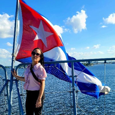 Presidenta de Agencia de Ciencias Sociales y Humanística, CITMA. Cubana 100 % , Amo esta isla, soy del caribe..