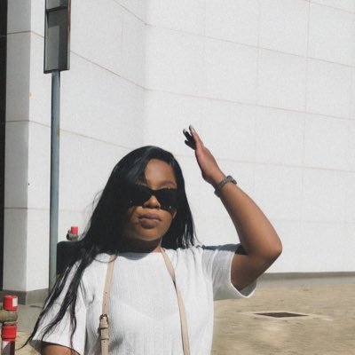 Bcom Accounting Graduate 👩🎓 | Instagram: _zin.hle_ | 👑 ASpiring CA(SA) BCTA📚