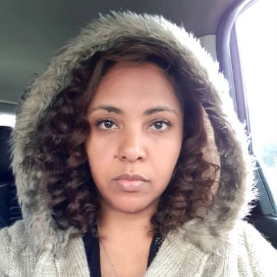 leetweet_lee's profile picture. 