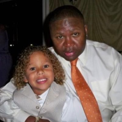 rouxFN's profile picture. 19| retired comp fort player| D2 hooper