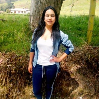 Me encanta la Política y apoyo 100% a nuestro Presidente Nayib Bukele.
Haciendo Historia