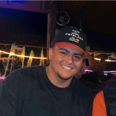 RodolfoMontiel_'s profile picture. Follower of Jesus Christ// WA