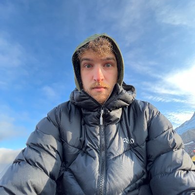 ryanjleslie's profile picture. Level Artist @ People Can Fly