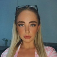 ceecee (@ceeceefox99) 's Twitter Profile