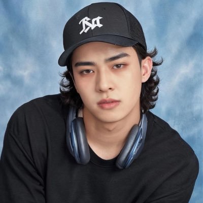 letgard1's profile picture. 