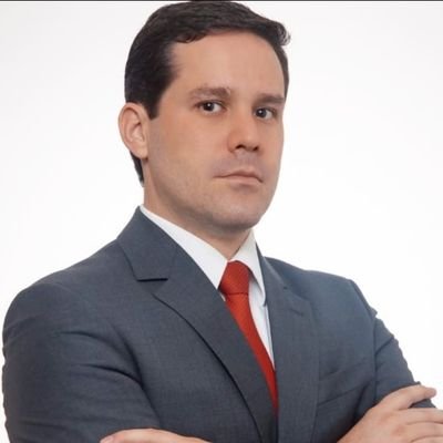 RafaelRechi's profile picture. Advogado interessado em direito, empresas, esportes e política.