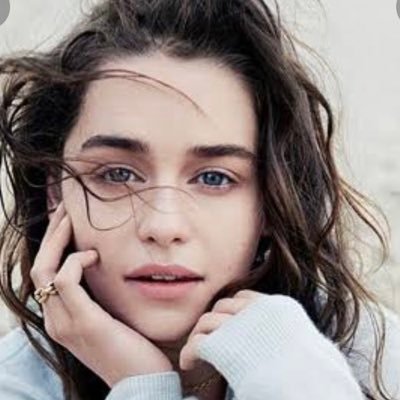 BosyMaher4's profile picture. صلو علي من جلس ع ركبتيه يواسي طفلاا ماات عصفوره ❤️