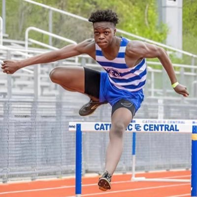 Detroit Catholic Central | C/O 26 |✝️|Student Athlete Sprint Hurdles “Be Optimistic” Email: Williamdrakepatterson13@gmail.com 110MH- 14.82 60MH- 8.44 300MH 44.3