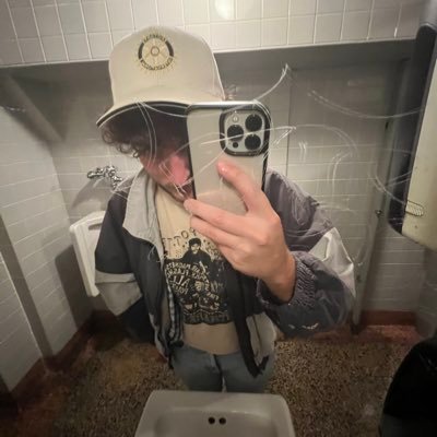 goofysnail's profile picture. bean enthusiast