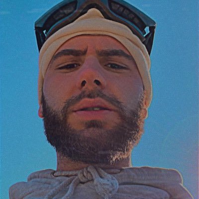 Sports | 25. I like cows snap:Nate.rainone insta:Nate.rainonee