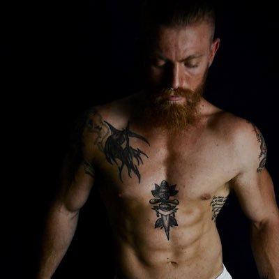 inked muscle daddy turned content creator 😎 DM for custom requests https://t.co/Prljzm5GBs