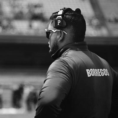 Offensive line coach borregos Guadalajara / jugador profesional LFA reyes de Jalisco