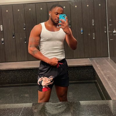 Gamer🎮 YouTuber 🎥 BodyBuilder🏋🏽♂️ gym, work and YouTube, check out my YouTube for daily Pokémon content