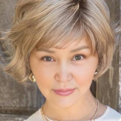 khamirueva50226's profile picture. 