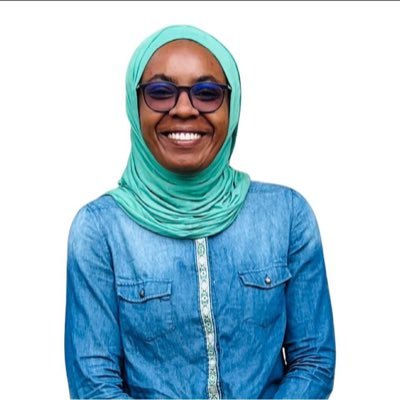 Sworn Interpreter |Educational Activist|STEM Educator at @imara_comoros|Gender Activist| women⚽️officer at @fedcomfootball| Head of 📕at @sayof_Sadc|Feminist|