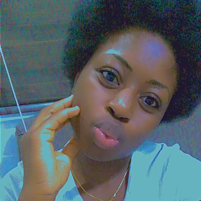 HattieYette's profile picture. unbothered 😻