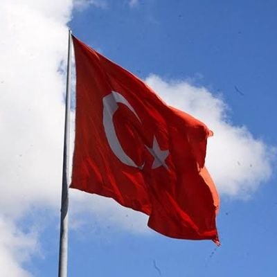 Fatmasahin_kya's profile picture. Kasana, kesene, rütbene sarhoş olma!
Üzüm sarhoşluğuna benzemez, teneşir tahtasında ayılırsın!

Hz. Âşkî