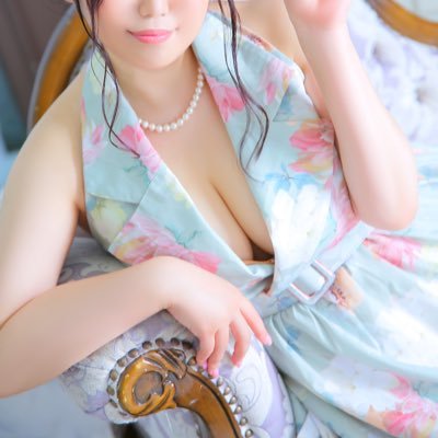 149cmの美乳💕美尻💕美肌💕なお風呂屋さん🛀毎日えっちなお勉強中😻 いっぱいご奉仕させてください✨続きはお部屋で…🛁