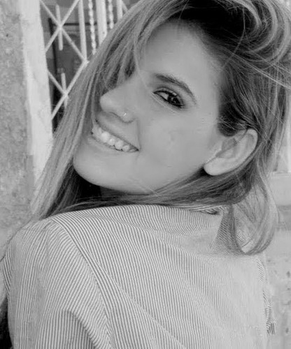 Next to You, apaixonada por  @justinbieber . follow me : @IslandRecords s2.