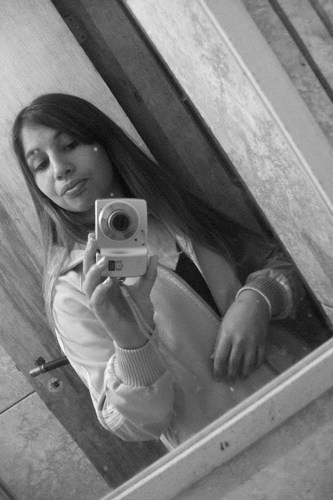 Akela Menina Alegre Dali que deixa os Problemas de Lado
http://t.co/XSobLYjPhW
Msn : laris_sinha2012@hotmail.com