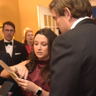 Alum: @NRCC @BrianFitzUSA @karenhandel @GenDonBolduc @Bognet4congress and @Convergencemedia. Tweets my own.