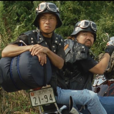 iscoding's profile picture. 