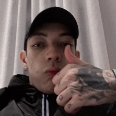 editor do @nobru

@aMariDoLucas💍
e eu tenho um canal sobre trap: https://t.co/cqjW2KemtB