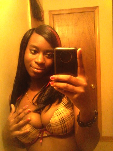 AlterEGO_Nicole's profile picture. 