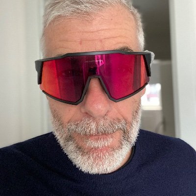 studiozukunft's profile picture. Full-Stack Web-Developer 💡 | Wirtschaftsinformatiker 💰 | Head of Homeoffice 🛏️ | Bicycle Enthusiast 🚴